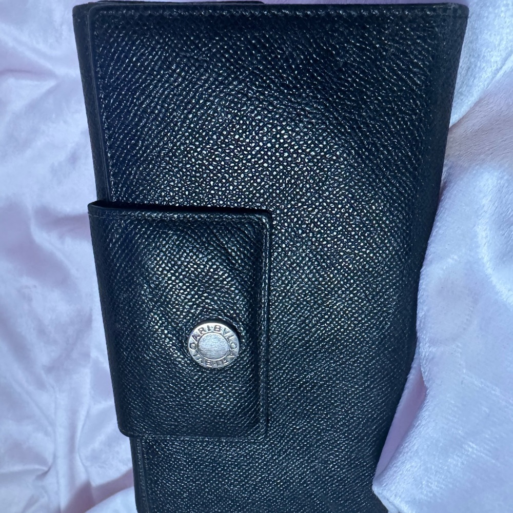 BVLGARI Black Organizer Wallet - Snap, 12 Card Slots, Excellent Condition - Picture 14 of 14